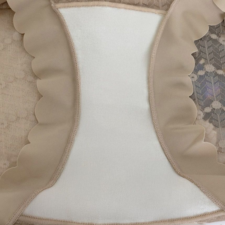 エロ下着 深履き総レース透け感ハイウエストショーツ