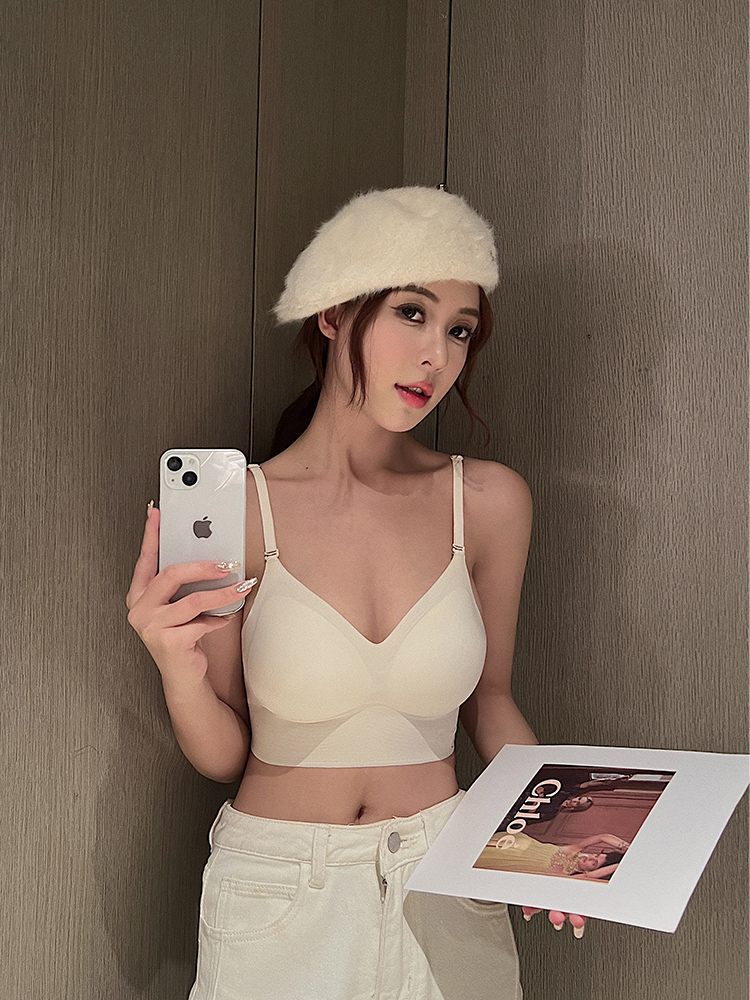 https://fulmo-img-server.com/echiriris/6c9961aa-4e94-4e6e-8940-54e7e86607b5.jpg