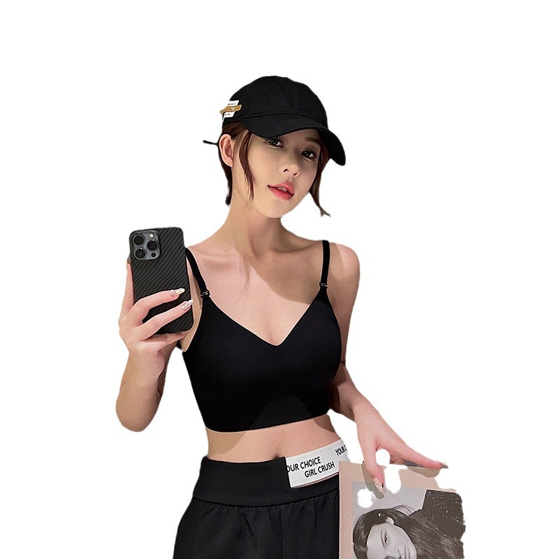https://fulmo-img-server.com/echiriris/cdb6f3ed-f64c-4811-903e-6a0c83e37bfb.jpg