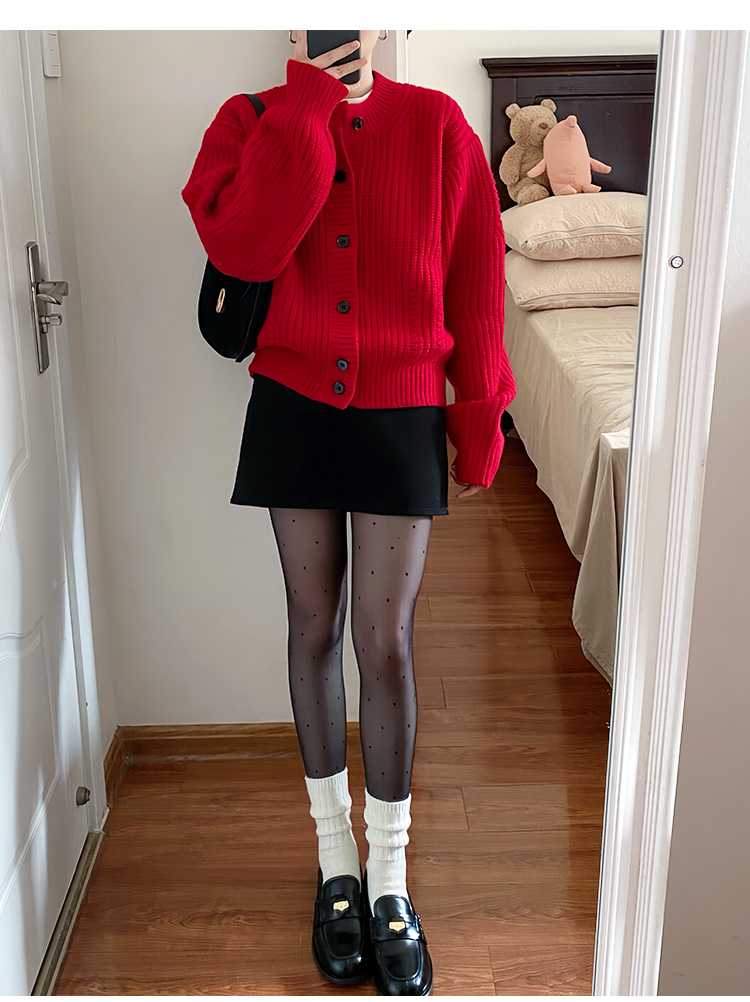 高品質でシックな黒いミニスカート4選！カジュアルに合わせやすい黒ミニスカでおしゃれコーデ