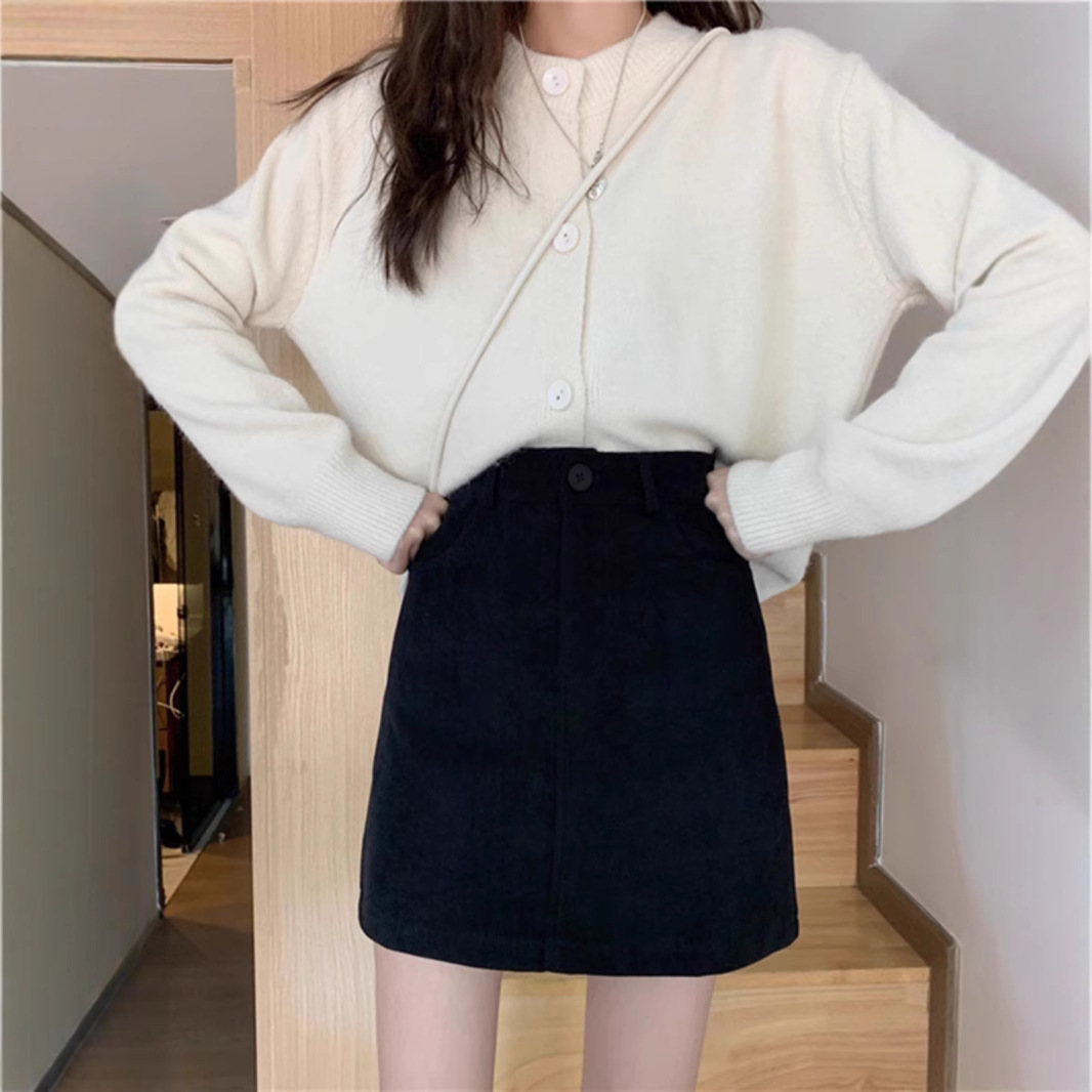 黒 スカート すっきりシルエット ミニスカート
