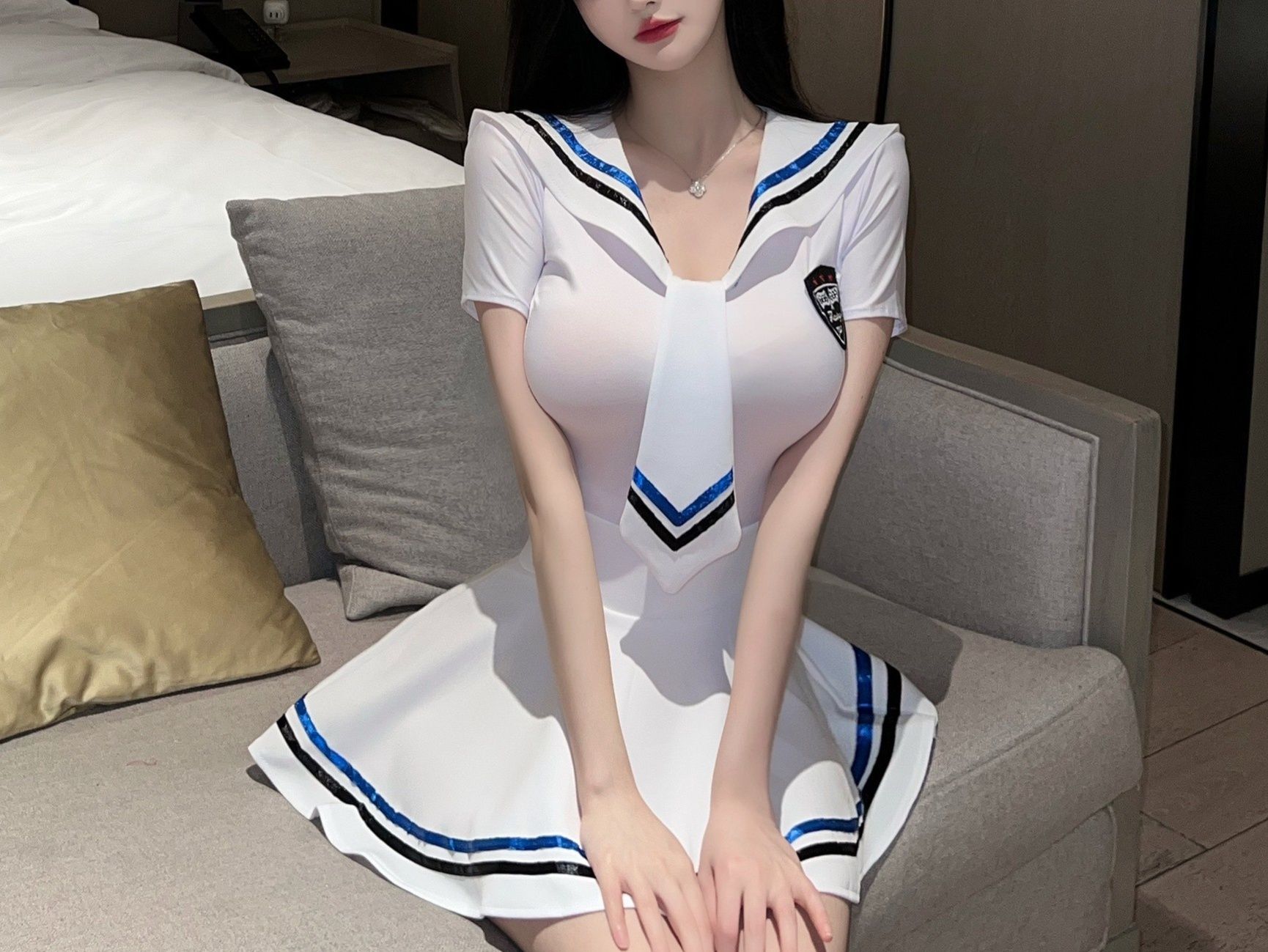  セーラー風ネクタイ付きコスプレミニワンピースキャバドレス