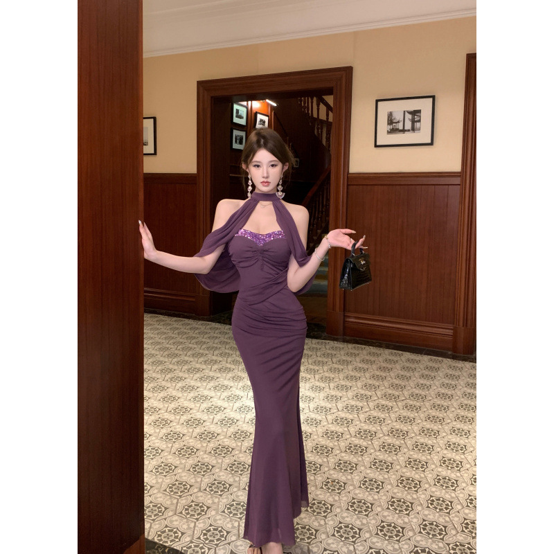 キャバドレス ビジュー付きホルターネック風マーメイドロングドレス