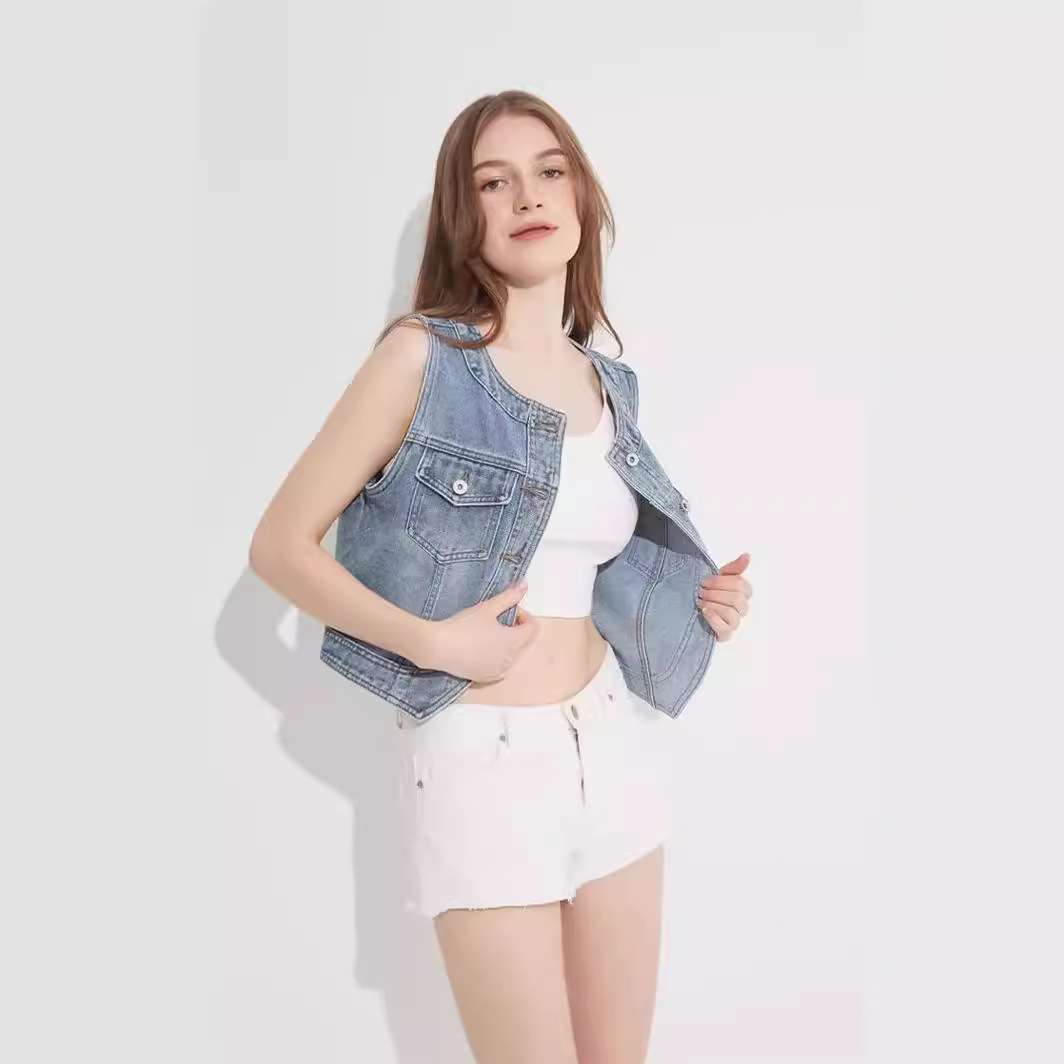 https://fulmo-img-server.com/emoera/06b2acc581ec475c9bb2cae76c21d3eb.jepg