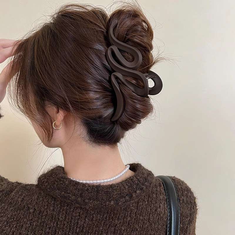 Y2Kファッション うねうねヘアクリップ