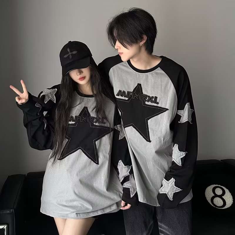 Y2Kファッション 星柄ビッグシルエットロングTシャツ