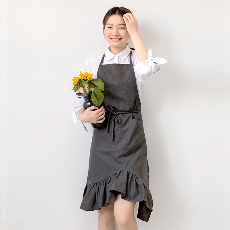 おしゃれエプロン フリル裾が華やかな女性用首掛けエプロン