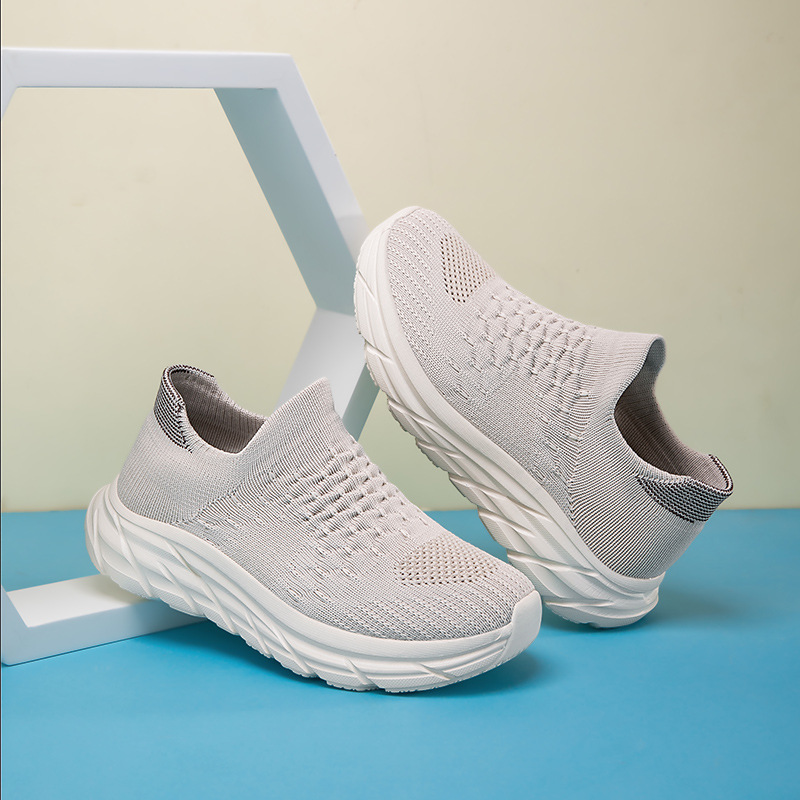 キッズファッション 軽量ニット素材スリッポンスニーカー