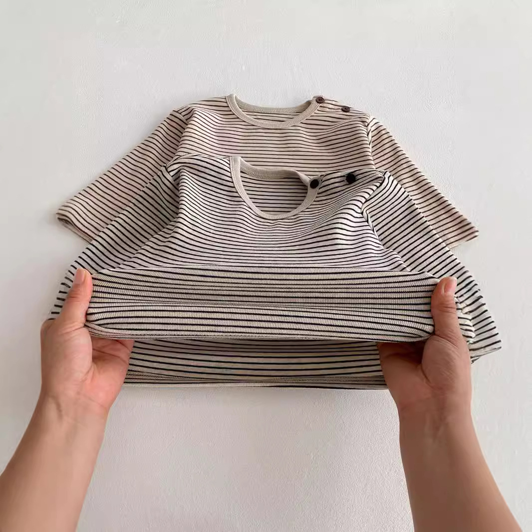 キッズファッション ナチュラルボーダー長袖Tシャツ