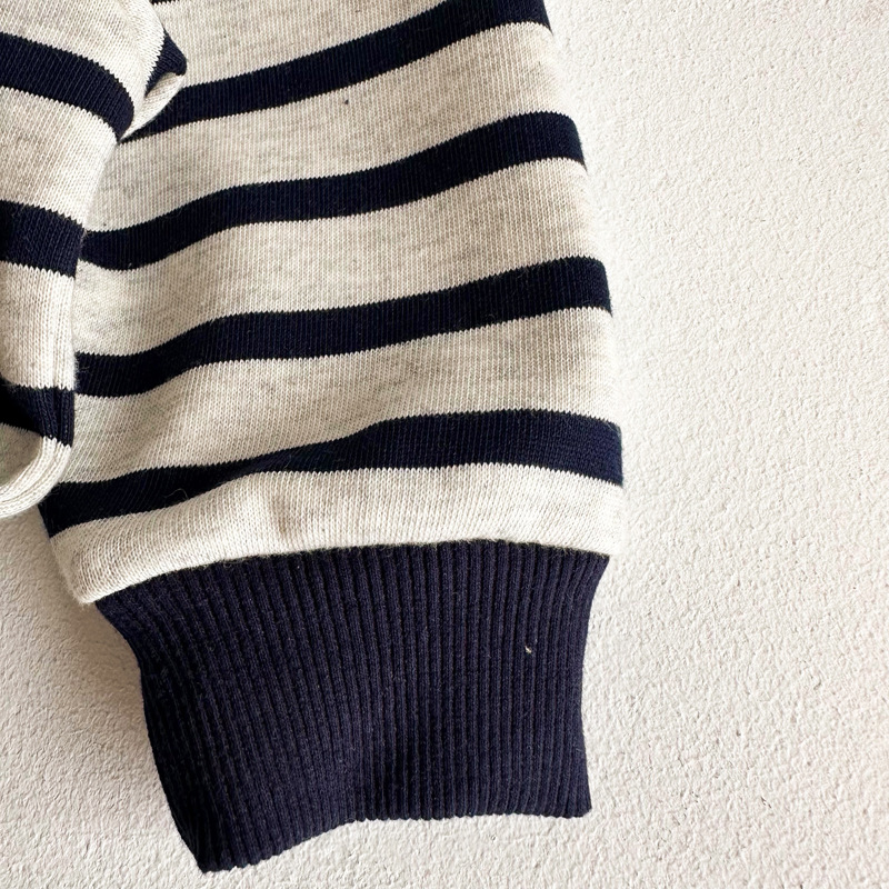 キッズファッション マリンボーダー柄フード付きハーフジップトレーナー