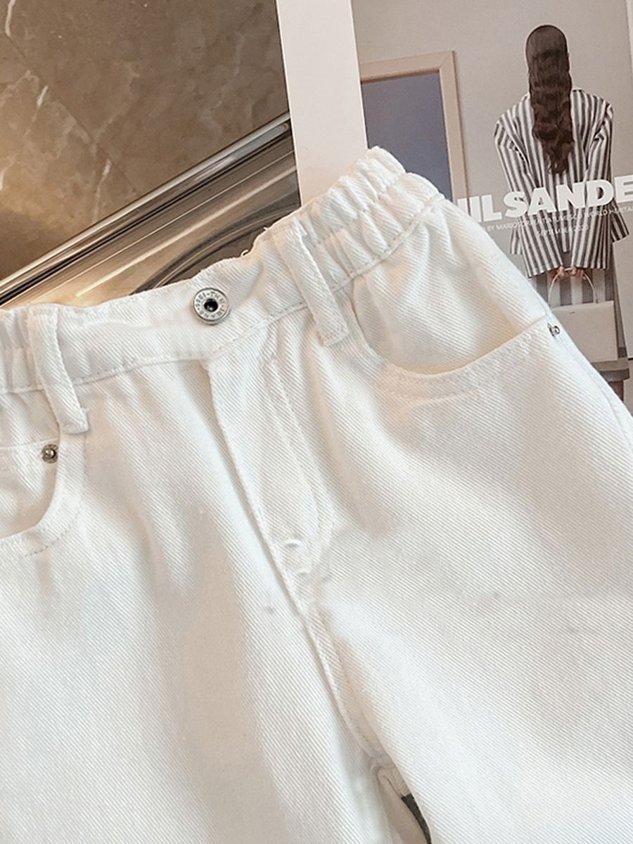 https://fulmo-img-server.com/everyday-kids-outfits/0aae143f-78aa-424a-b48f-cd2833a61d19.jpg
