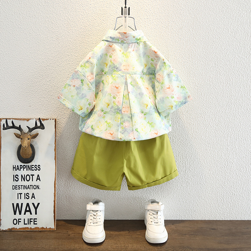 https://fulmo-img-server.com/everyday-kids-outfits/0b4a5bc7-496e-4851-8725-ca705518c64c.jpg