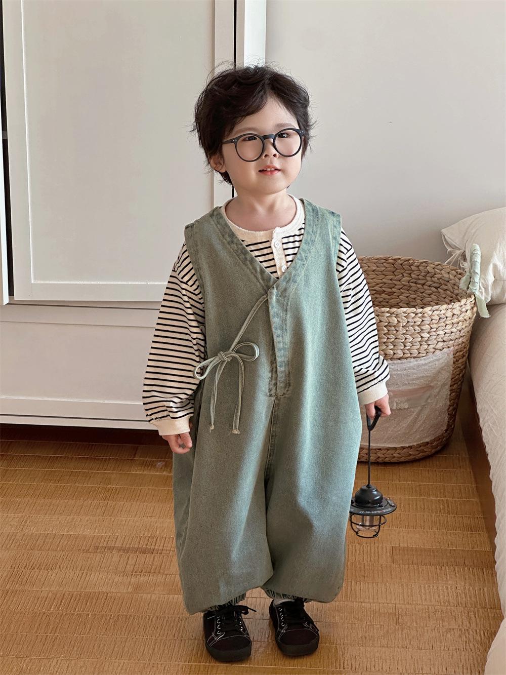 キッズファッション ふんわりサロペット風ワイドパンツ