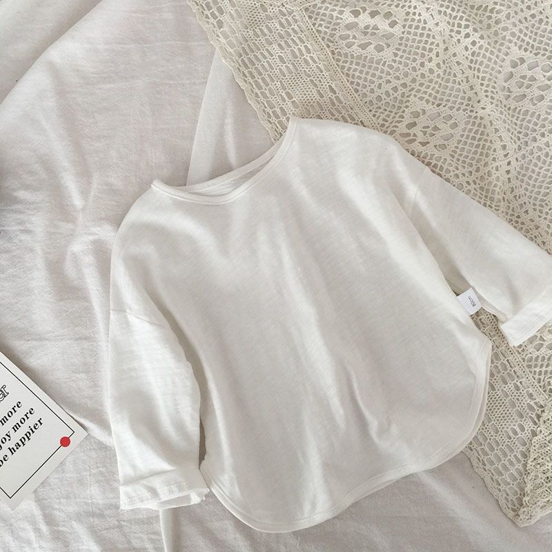 キッズファッション やわらか素材の長袖無地トップス