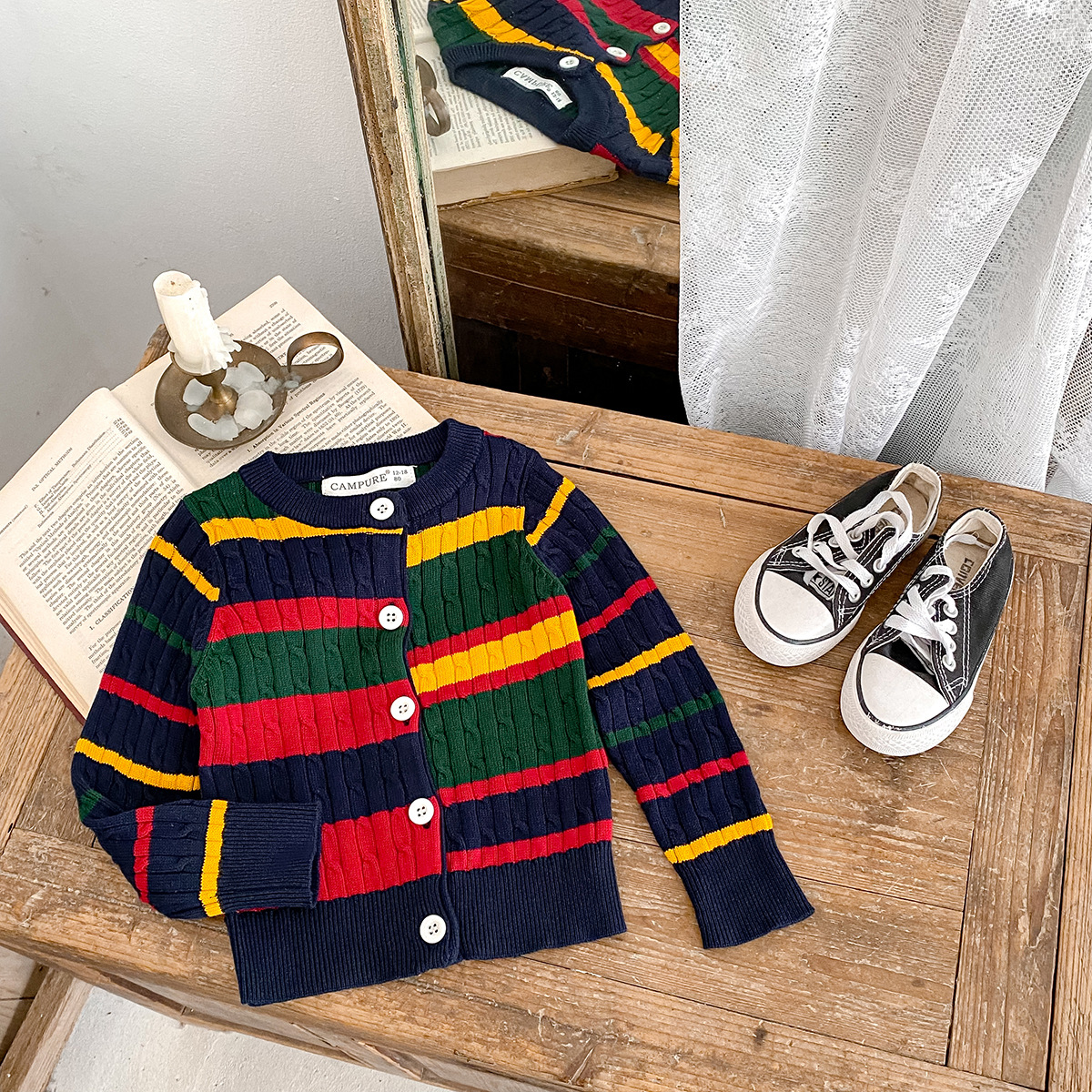 https://fulmo-img-server.com/everyday-kids-outfits/16af1b18-3a5e-4bd5-8f56-ef498ed3ed21.jpg