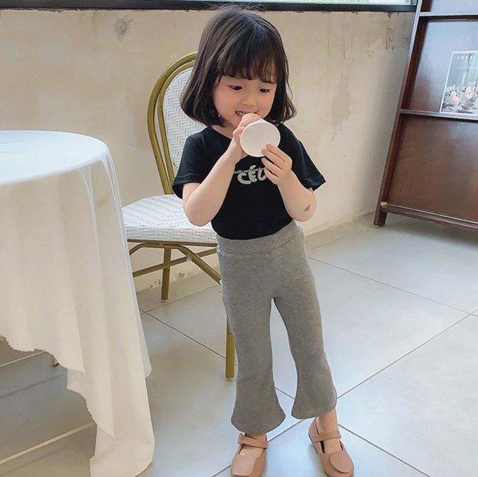 キッズファッション 女の子用リブ編みフレアパンツ