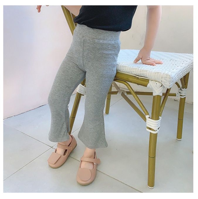 キッズファッション 女の子用リブ編みフレアパンツ