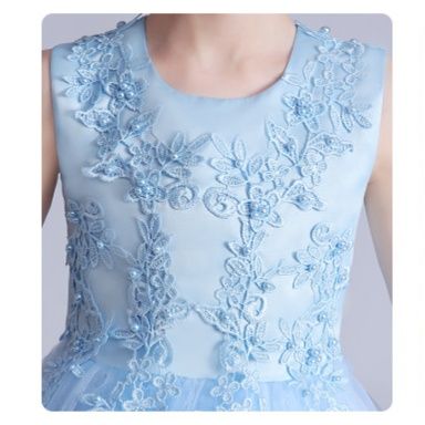 キッズファッション 花刺繍ふんわりお姫様ドレス