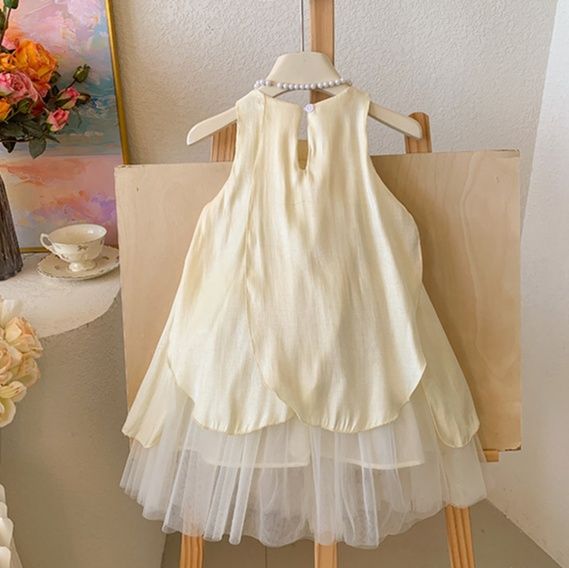 キッズファッション 花飾り付きチュールレイヤード袖なしドレス