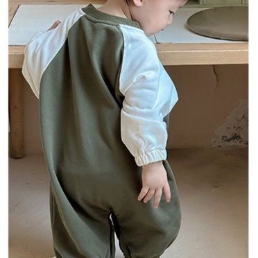 https://fulmo-img-server.com/everyday-kids-outfits/1769755182809_d9e7hk43_qgiv34m2.jpeg