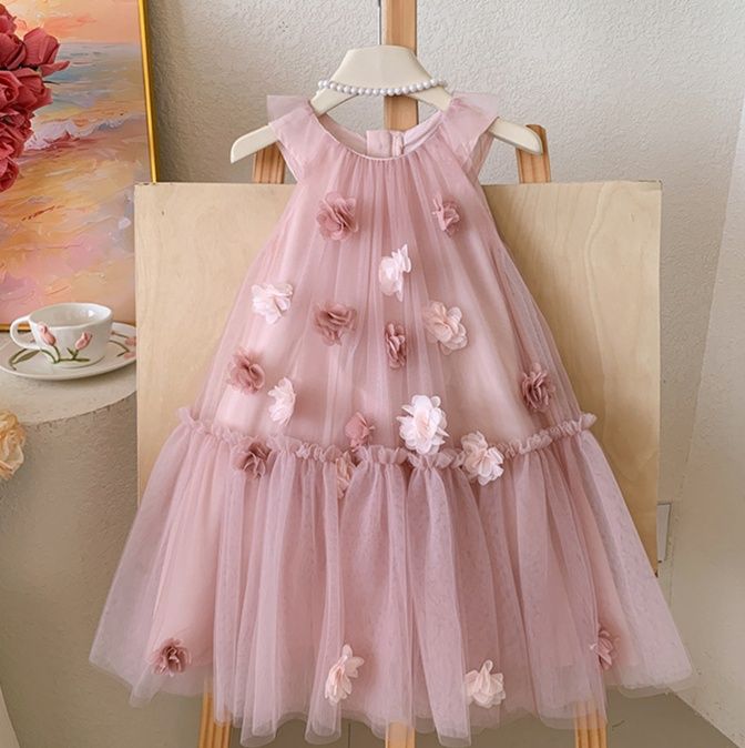 キッズファッション ドレス　立体フラワー装飾チュールプリンセスドレス