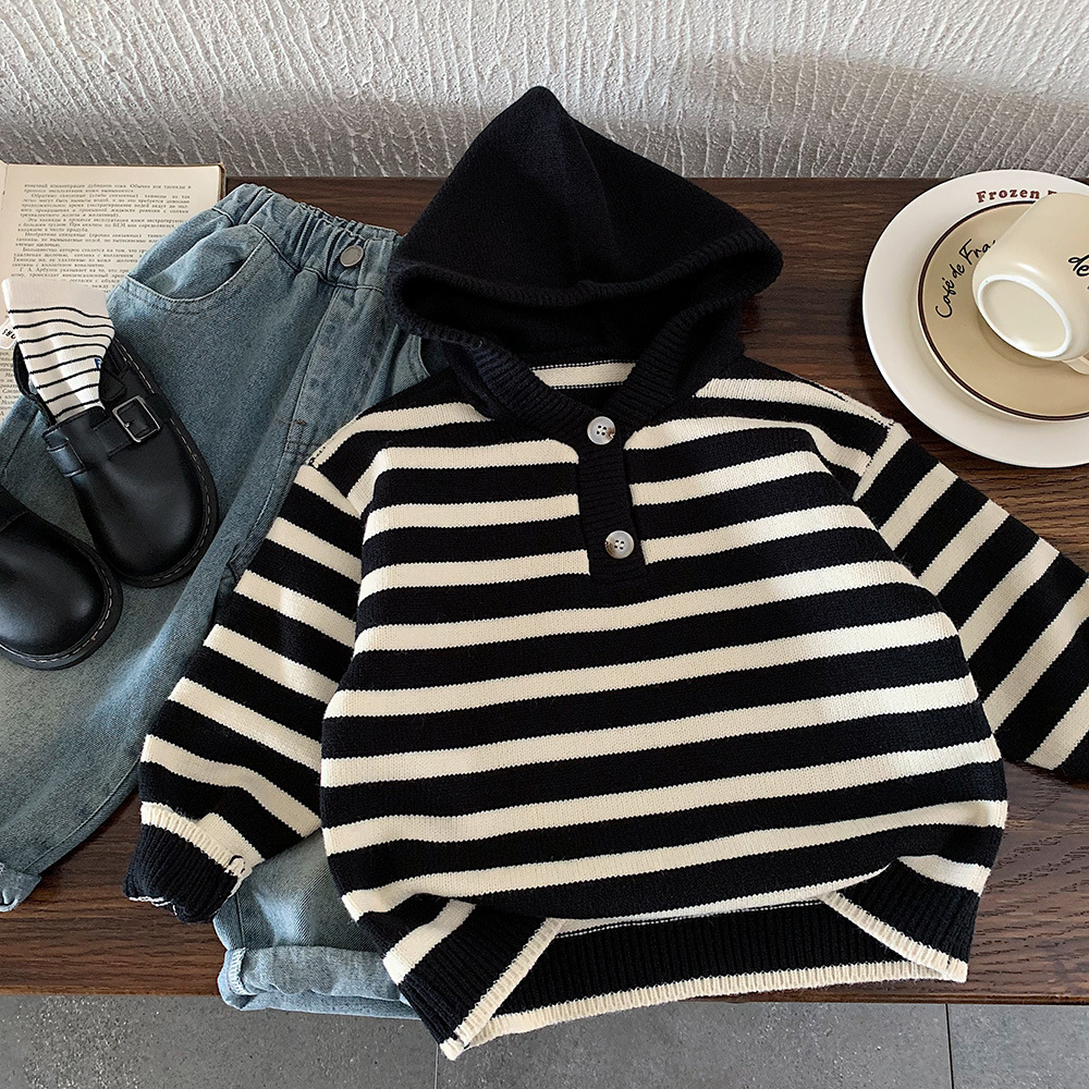 キッズファッション 太ボーダー柄ボタン付きフード付きニットカーディガン