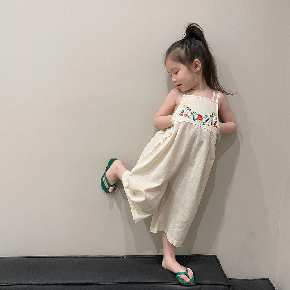 https://fulmo-img-server.com/everyday-kids-outfits/20415032-2f2f-4438-a4c8-3a2e0868e155.jpg