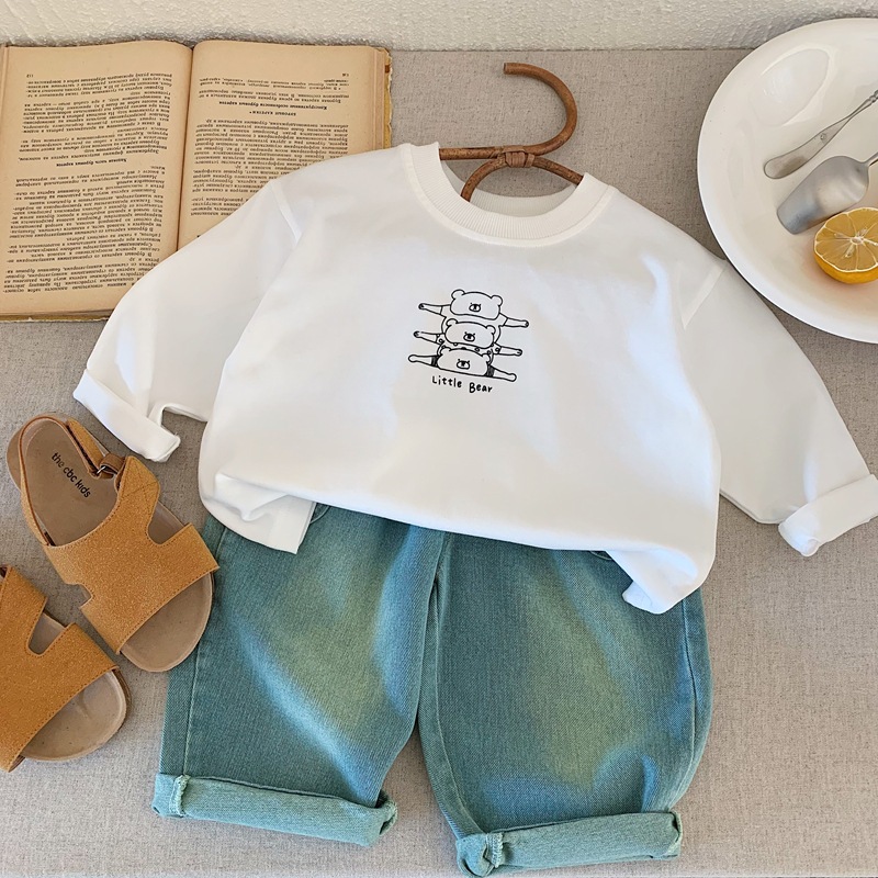 キッズファッション 小さなくま三匹重ねプリント長袖シャツ