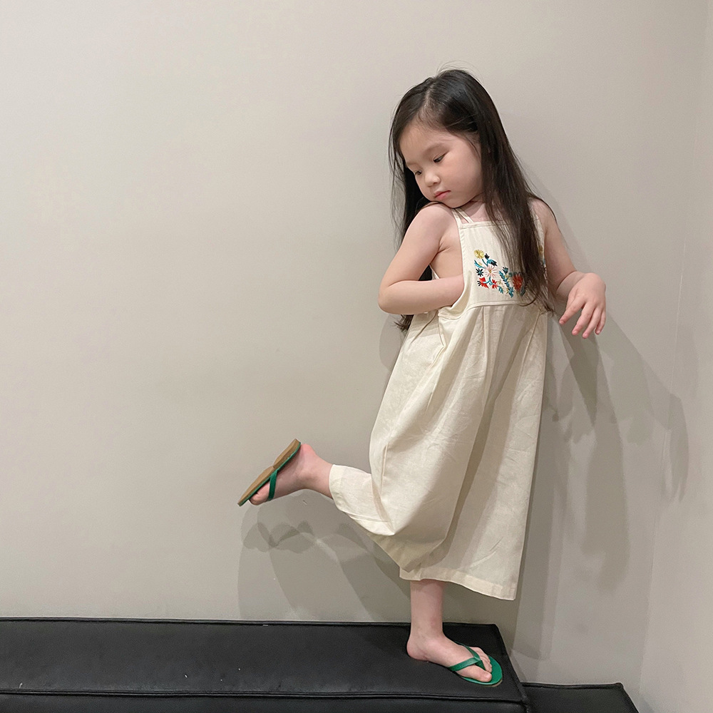 https://fulmo-img-server.com/everyday-kids-outfits/2d0ef51e-97d1-4f6e-bab9-2ab65a58c99a.jpg