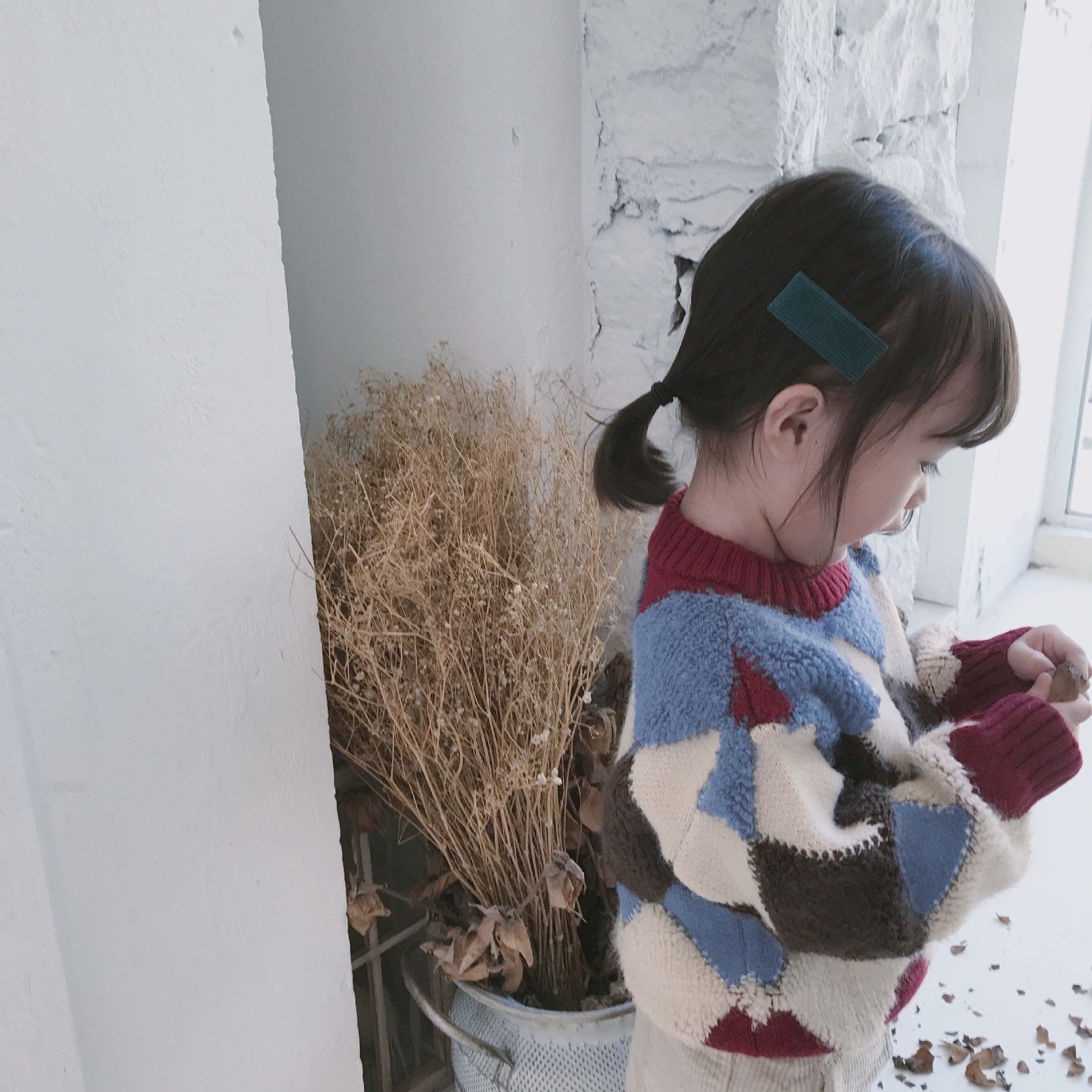 キッズファッション 幾何学模様がかわいいキッズ用長袖ニット
