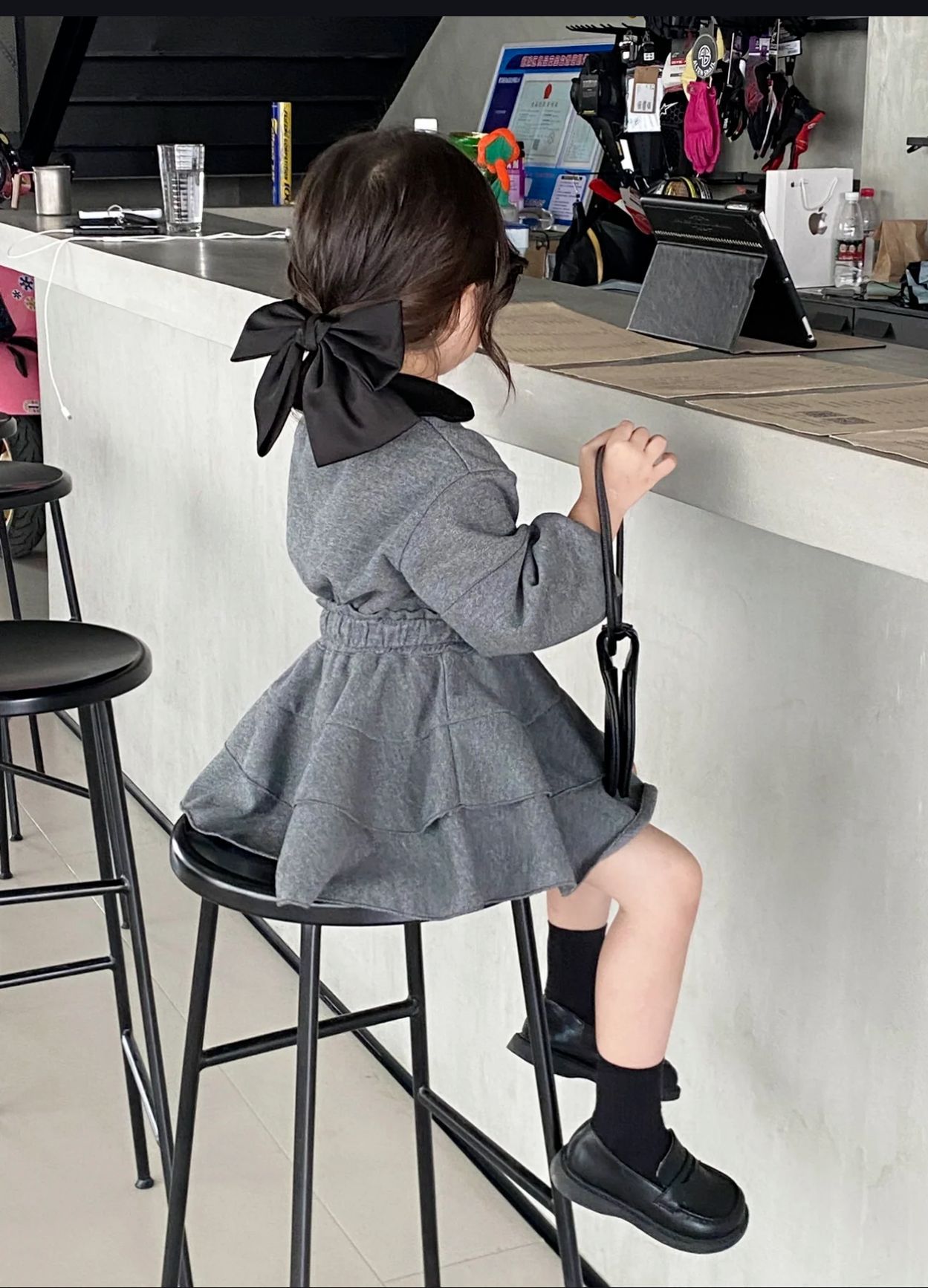 https://fulmo-img-server.com/everyday-kids-outfits/3113d4f8-d0e9-489e-bbd9-a19a89e22e81.jpg