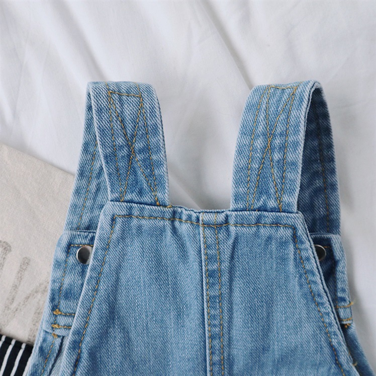 キッズファッション 可愛らしいサロペット風ショートパンツ