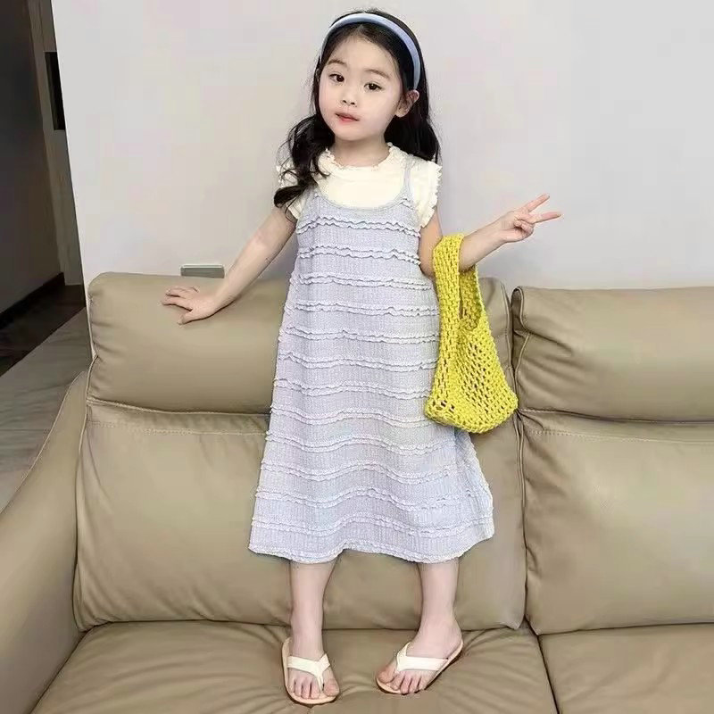 https://fulmo-img-server.com/everyday-kids-outfits/350098c2-ef45-4dff-97c3-ce7a7d3ee204.jpg