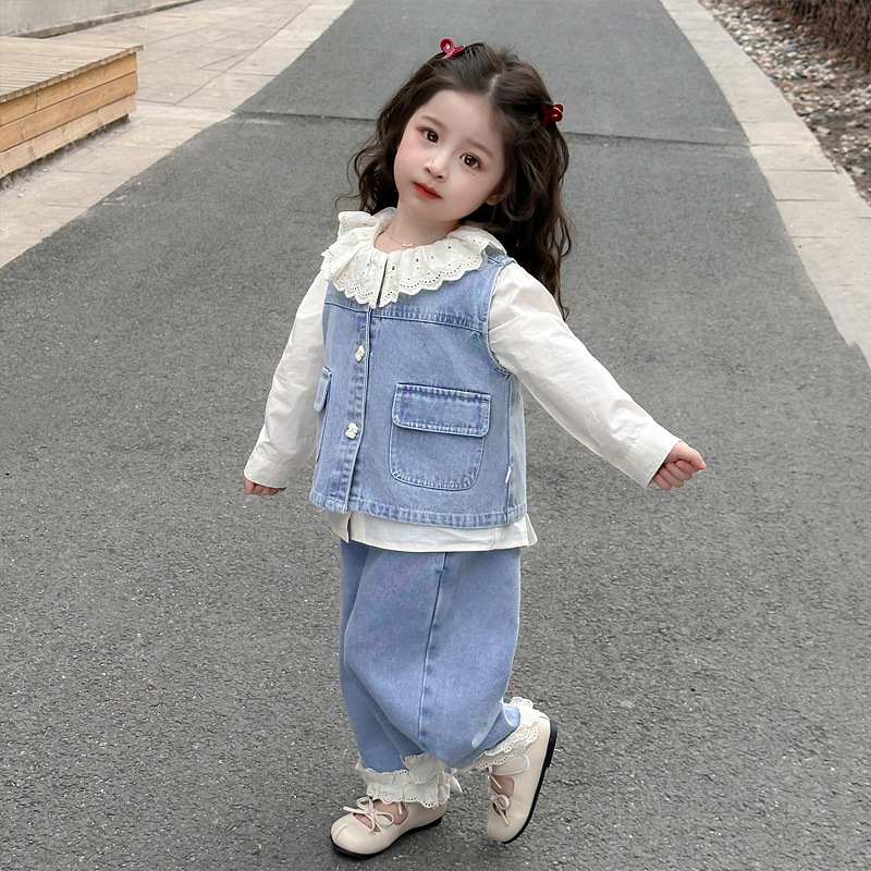 https://fulmo-img-server.com/everyday-kids-outfits/38359029-7093-46a1-a49a-8d1434807a90.jpg