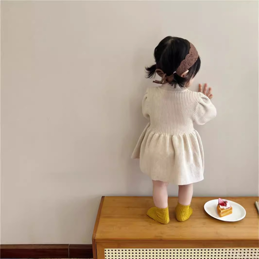 https://fulmo-img-server.com/everyday-kids-outfits/3adb88f1-565c-438a-bf89-19e6682815cc.jpg