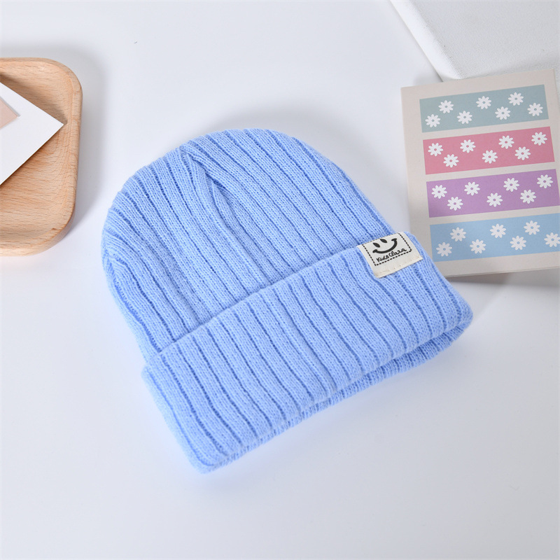 キッズファッション スマイル刺繍ワッペン付きリブ編みニット帽