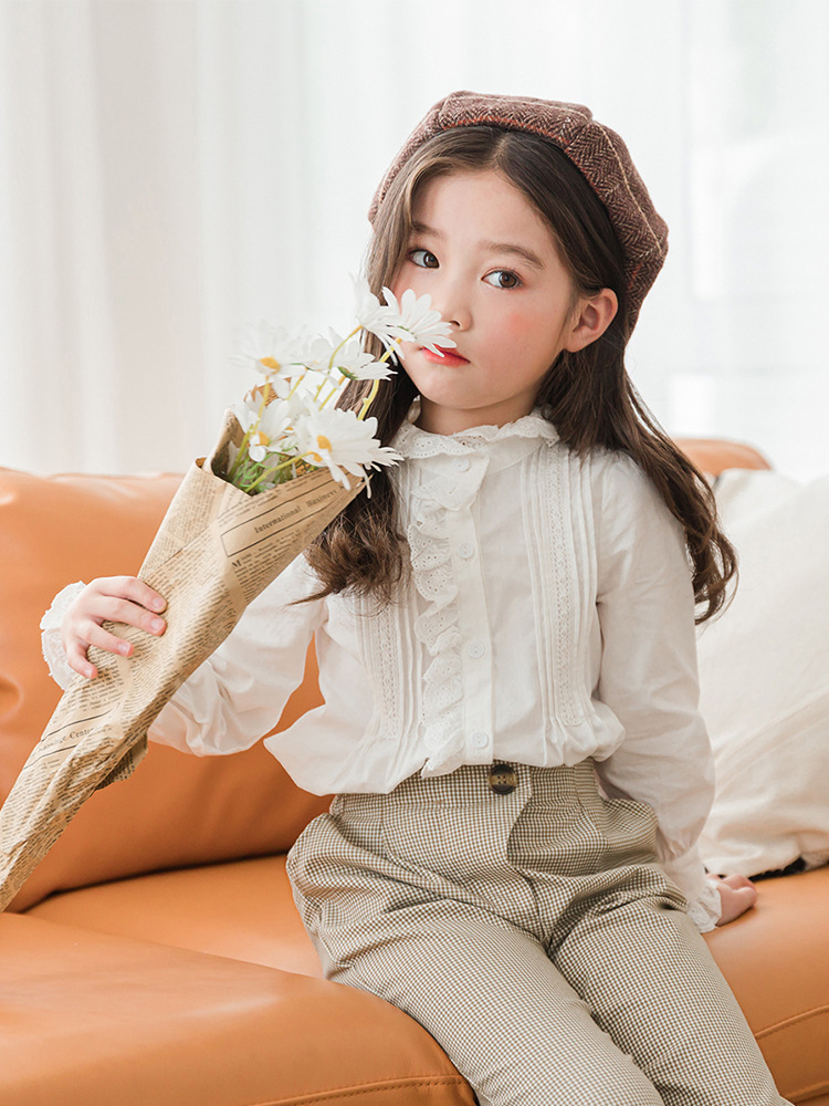 https://fulmo-img-server.com/everyday-kids-outfits/3c3e41f3-3cc7-4531-8857-7c07fea96ddb.jpg