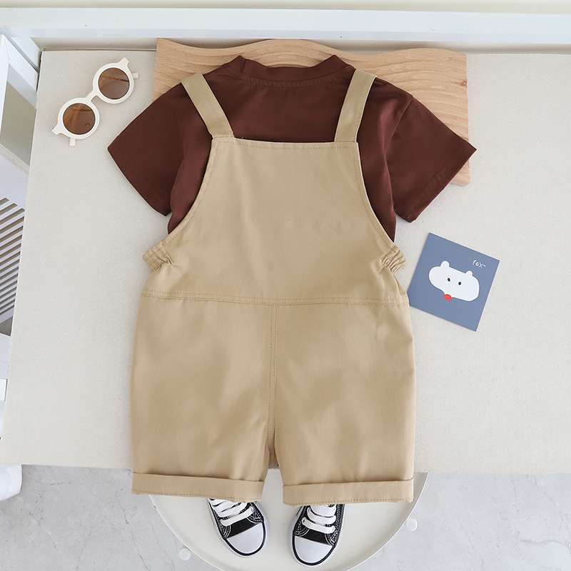 キッズファッション 可愛らしいサロペット風ショートパンツ