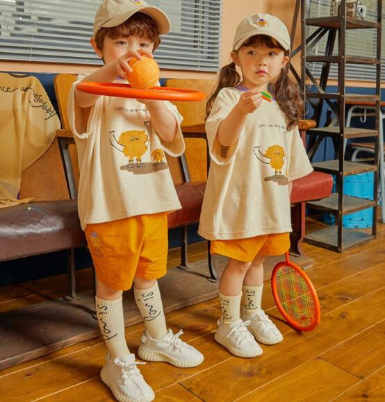 https://fulmo-img-server.com/everyday-kids-outfits/4b2b1762-a910-4123-a93c-df1526907455.jpg