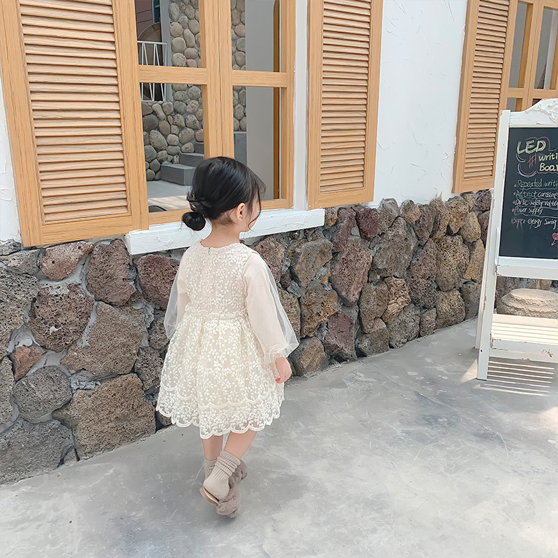 キッズファッション 花柄刺繍レース長袖姫様ワンピース