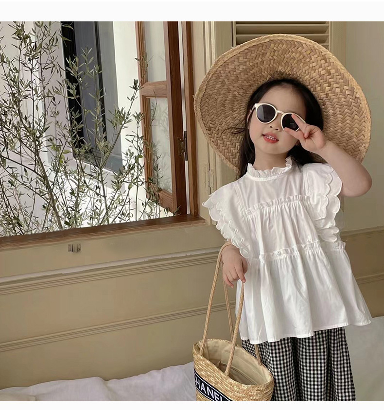 https://fulmo-img-server.com/everyday-kids-outfits/4dcbc385-dd82-4b16-a6c4-1a272db7cecc.jpg