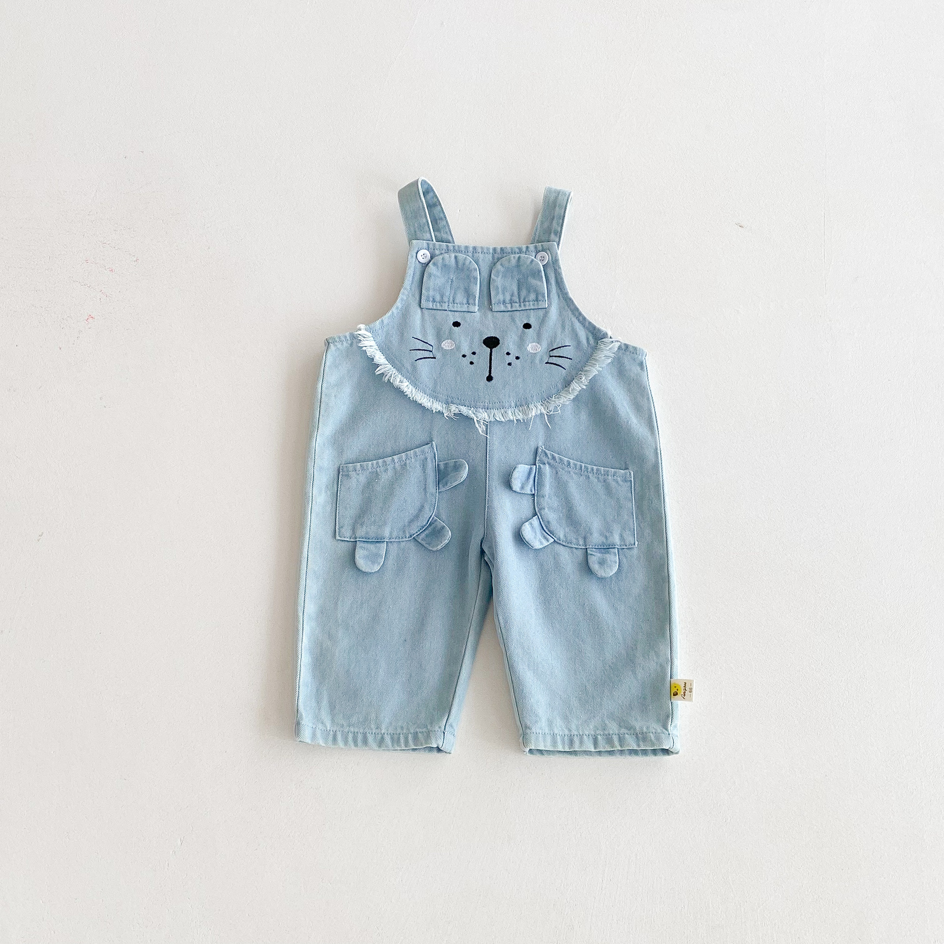 キッズファッション 猫ちゃんフェイス刺繍サロペット