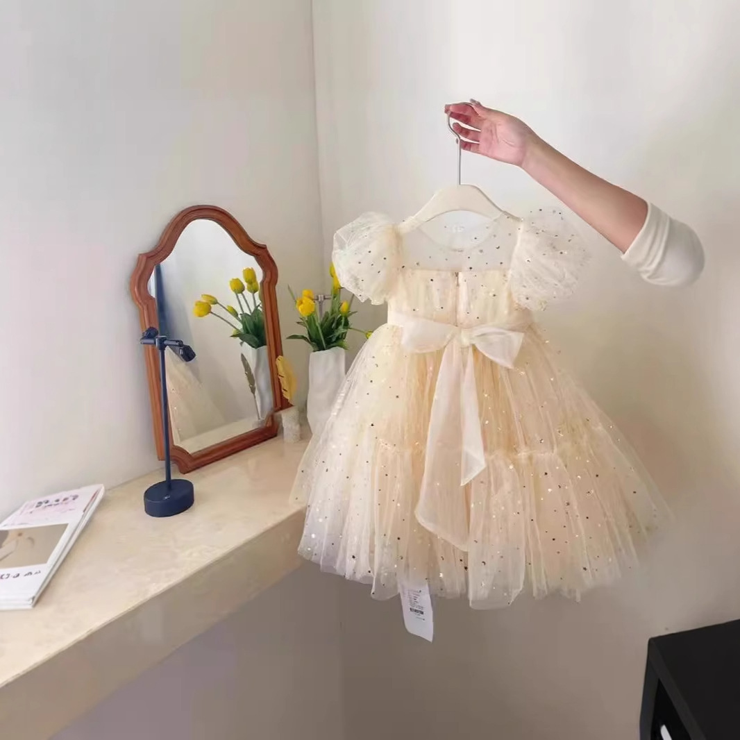 キッズファッション 星空きらめくパフスリーブチュールドレス