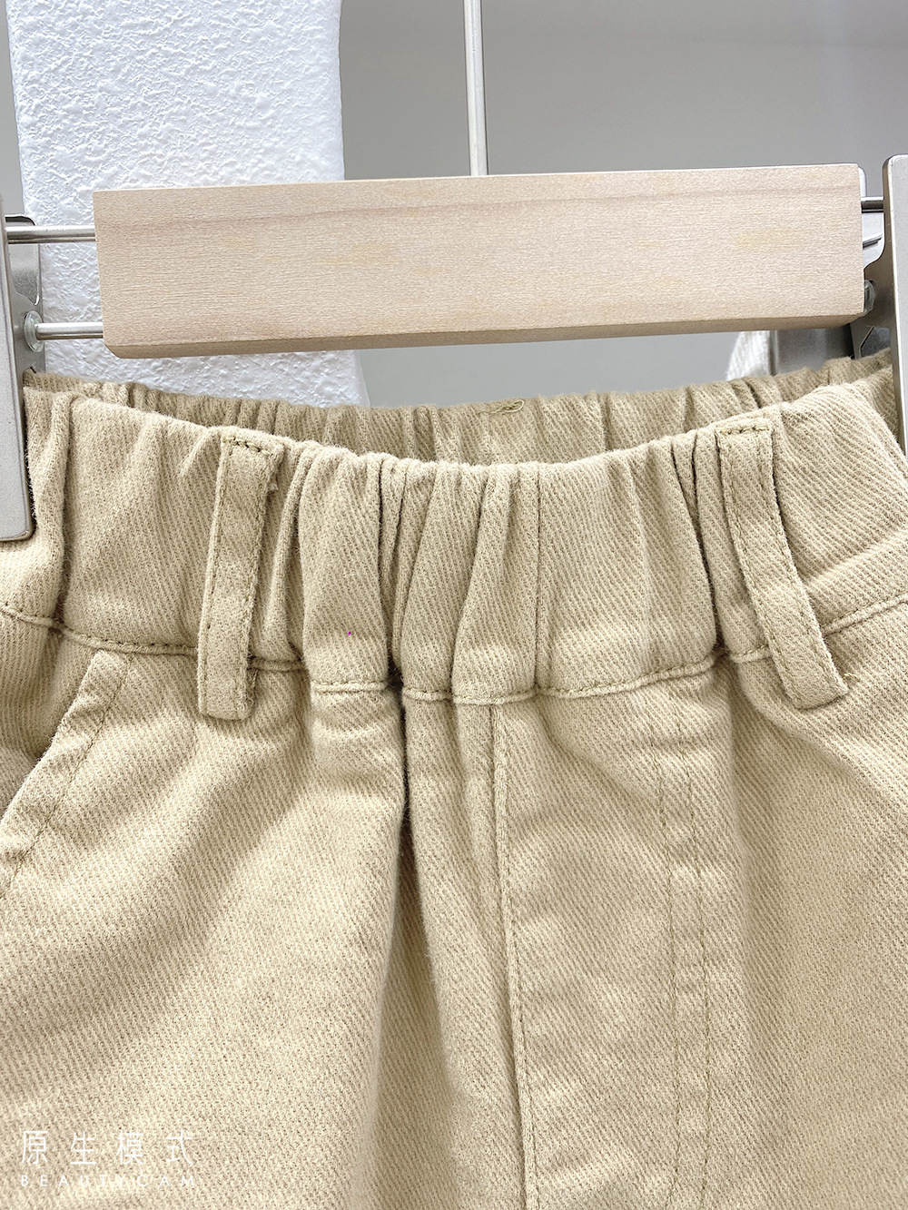 キッズファッション やわらか素材のゆったりシルエット長ズボン