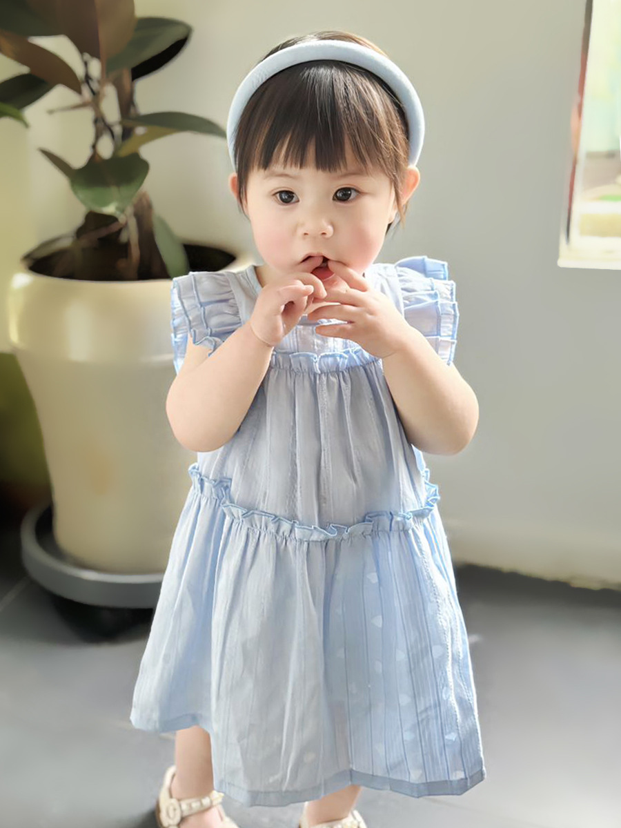 キッズファッション 天使のような可愛らしいふわふわノースリーブワンピース