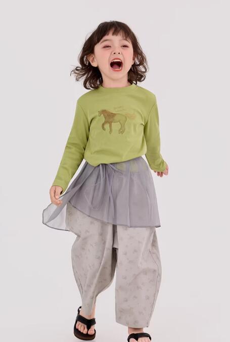 キッズファッション キッズ服長袖トップス象柄グリーン90-150センチ2色展開
