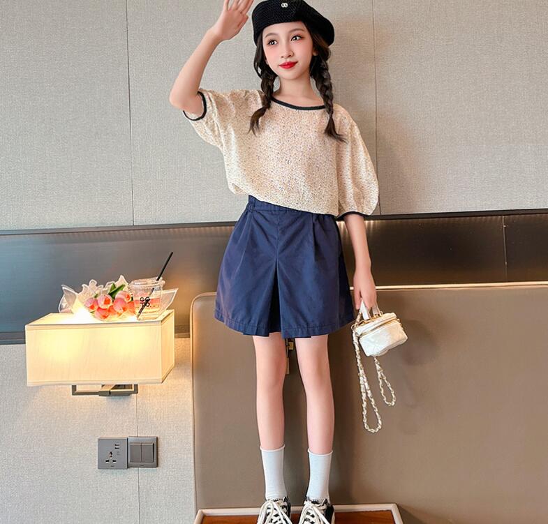 キッズファッション 女の子用半袖ブラウスとキュロットパンツの上下セット