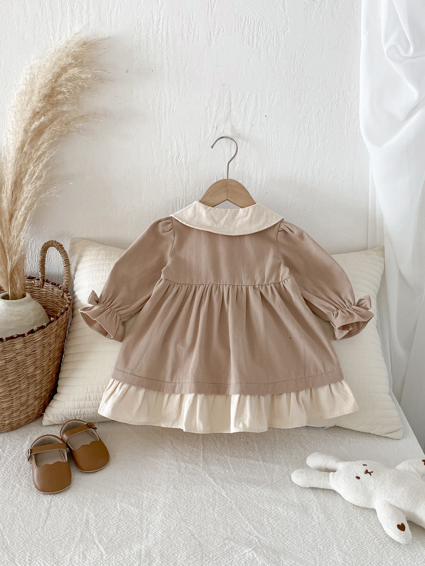 https://fulmo-img-server.com/everyday-kids-outfits/6058c594-a281-43df-821a-5daf6dbbbd85.jpg