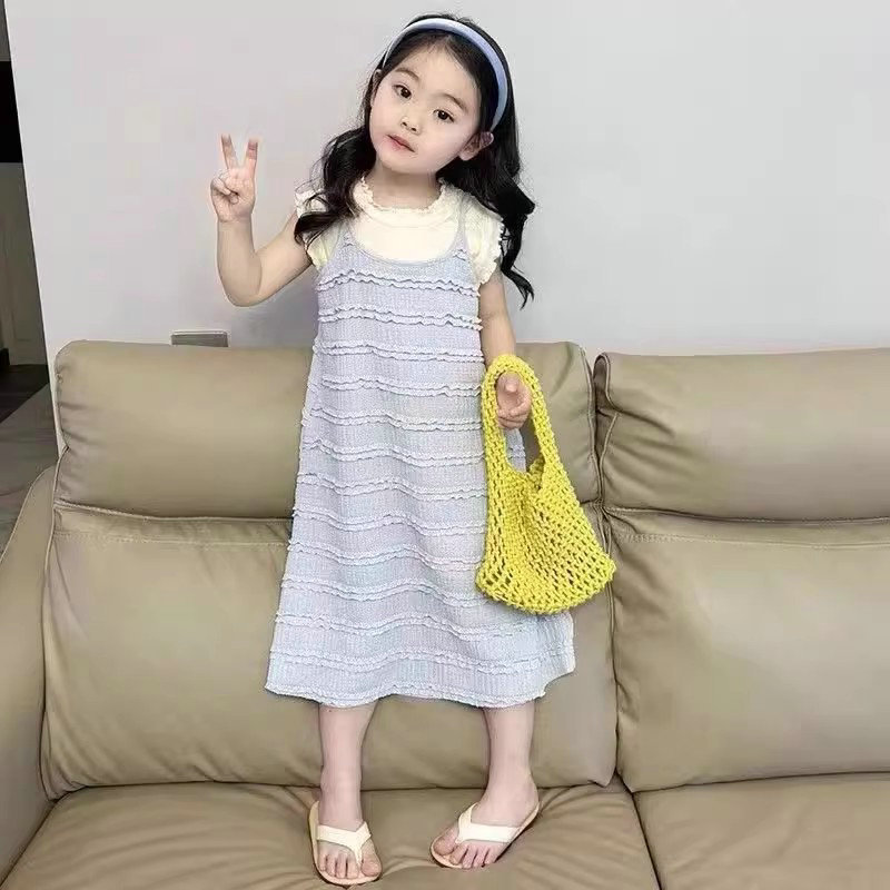 https://fulmo-img-server.com/everyday-kids-outfits/606a58bd-f2e3-45f0-84be-592da936ae79.jpg