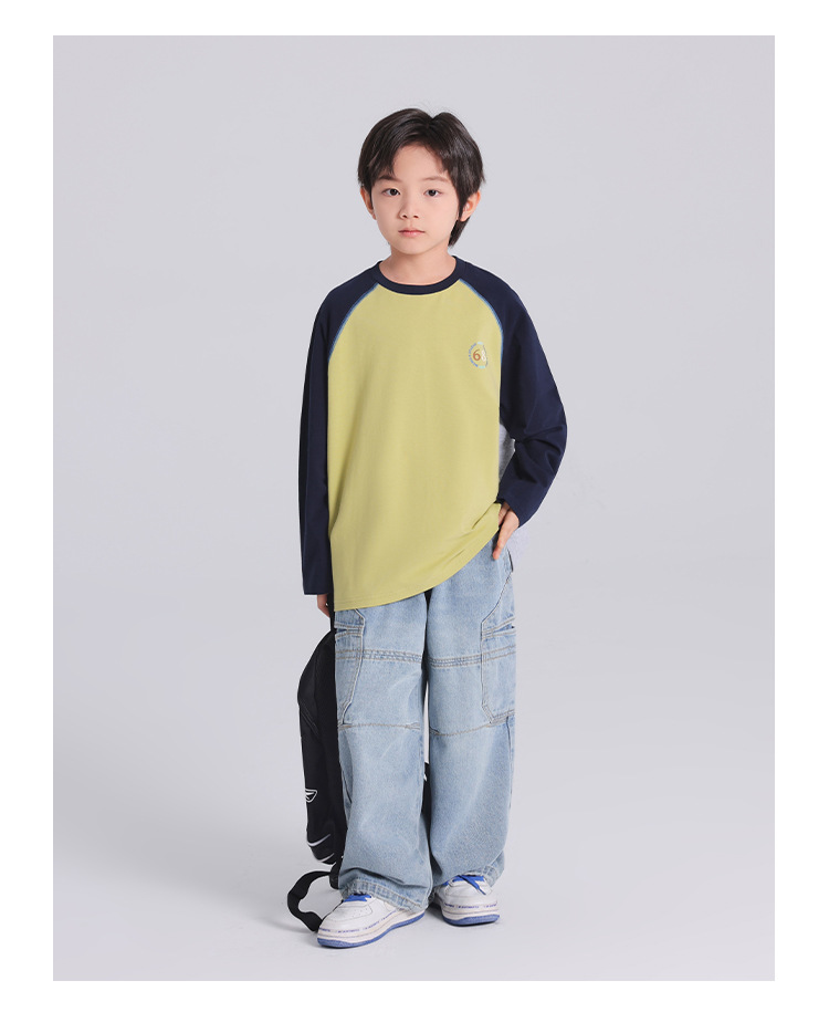 キッズファッション ナンバー刺繍入り配色切り替え長袖Tシャツ